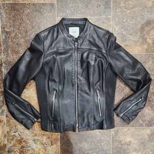 MNG Mango Sheep Leather Biker Short Moto Jacket Zip Front Cuffs Womens Med Black